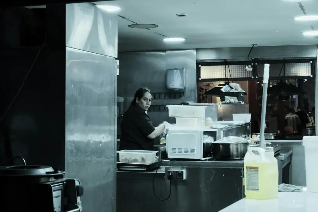 Restaurant Waste Tracking for MENA Operators: How to Turn Variance Logs Into Lower Food Cost