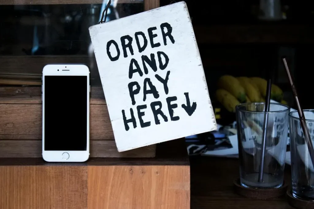Restaurant Win-Back Automation in the GCC: How to Reactivate Dormant Guests Without Defaulting to Discounts