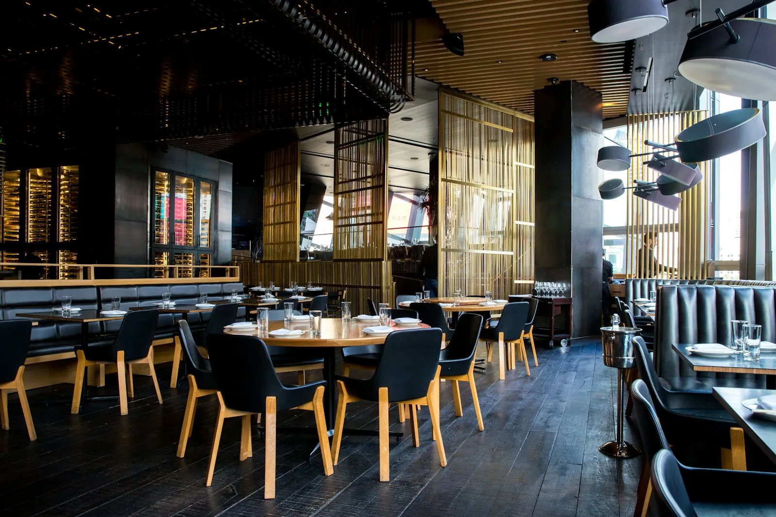 Unidiner featured image for Table Turnover Analytics for GCC Restaurants: How to Increase Covers Without Rushing Guests